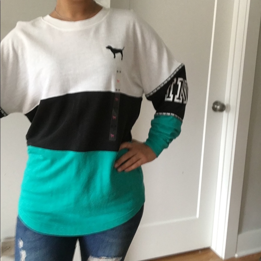 NWT VS Pink Varsity Crew